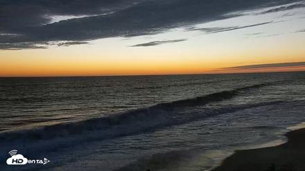 Carlsbad Beach Surf Live Webcam - Sep 5, 2026, 7:25pm PDT
