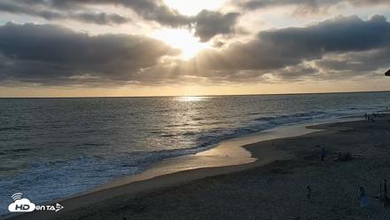 Carlsbad Beach Surf Live Webcam - Jun 30, 2026, 7:08pm PDT