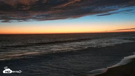 Carlsbad Beach Surf Live Webcam - Sep 5, 2026, 7:45pm PDT