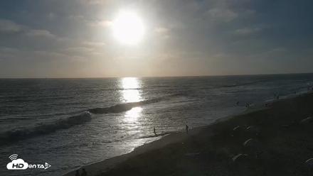 Carlsbad Beach Surf Live Webcam - Aug 1, 2026, 7:02pm PDT