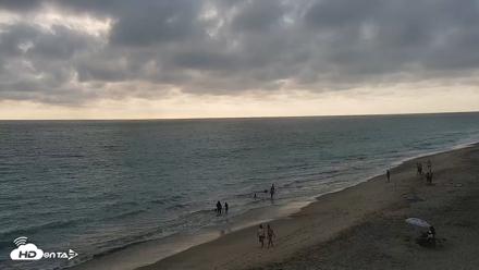 Carlsbad Beach Surf Live Webcam - Aug 10, 2026, 6:34pm PDT