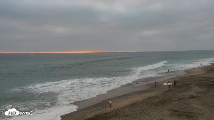 Carlsbad Beach Surf Live Webcam - Jul 30, 2026, 7:36pm PDT