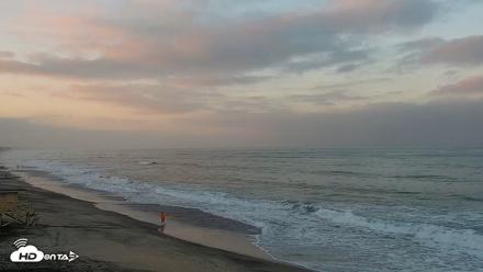 Carlsbad Beach Surf Live Webcam - Aug 31, 2026, 6:39am PDT