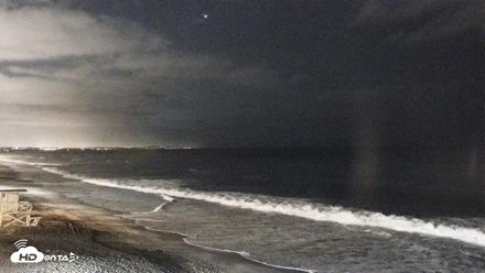 Carlsbad Beach Surf Live Webcam - Sep 3, 2026, 9:28pm PDT