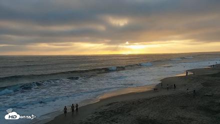 Carlsbad Beach Surf Live Webcam - Jul 8, 2026, 7:36pm PDT