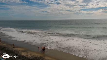 Carlsbad Beach Surf Live Webcam - Sep 7, 2026, 4:27pm PDT