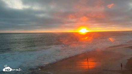 Carlsbad Beach Surf Live Webcam - Jun 13, 2026, 7:55pm PDT