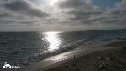 Carlsbad Beach Surf Live Webcam - Jul 13, 2026, 6:36pm PDT