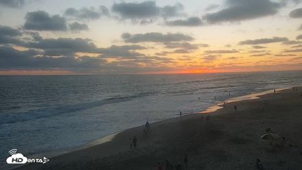 Carlsbad Beach Surf Live Webcam - Jun 21, 2026, 8:04pm PDT
