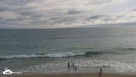 Carlsbad Beach Surf Live Webcam - Aug 13, 2026, 5:35pm PDT