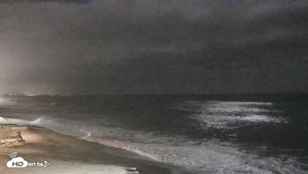 Carlsbad Beach Surf Live Webcam - Jul 24, 2026, 9:48pm PDT