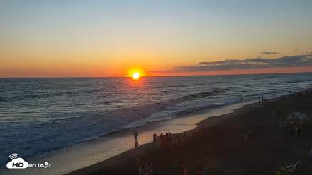 Carlsbad Beach Surf Live Webcam - Aug 15, 2026, 7:34pm PDT