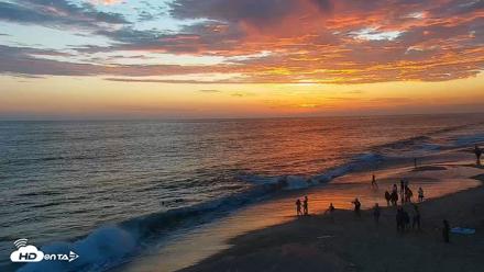 Carlsbad Beach Surf Live Webcam - Jul 12, 2026, 8:04pm PDT