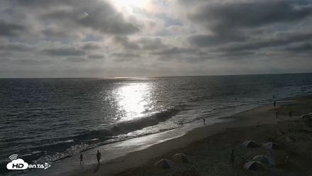 Carlsbad Beach Surf Live Webcam - Jul 13, 2026, 6:39pm PDT