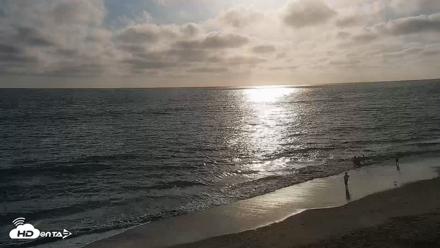 Carlsbad Beach Surf Live Webcam - Aug 11, 2026, 6:17pm PDT