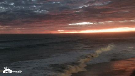 Carlsbad Beach Surf Live Webcam - Sep 7, 2026, 7:43pm PDT