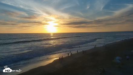Carlsbad Beach Surf Live Webcam - Aug 16, 2026, 7:18pm PDT
