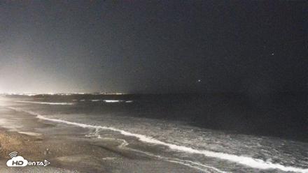 Carlsbad Beach Surf Live Webcam - Oct 14, 2026, 7:46pm PDT