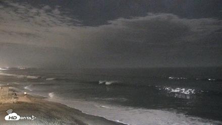 Carlsbad Beach Surf Live Webcam - Aug 23, 2026, 10:14pm PDT