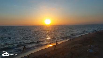 Carlsbad Beach Surf Live Webcam - Aug 7, 2026, 7:33pm PDT
