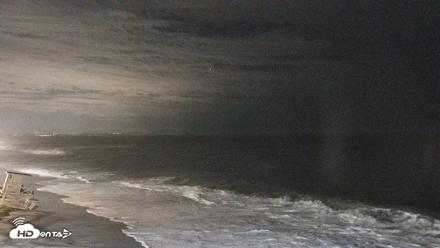 Carlsbad Beach Surf Live Webcam - Sep 7, 2026, 8:07pm PDT