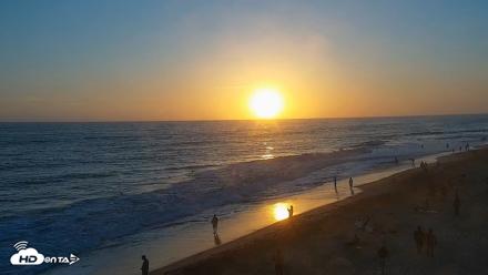 Carlsbad Beach Surf Live Webcam - Jul 23, 2026, 7:45pm PDT