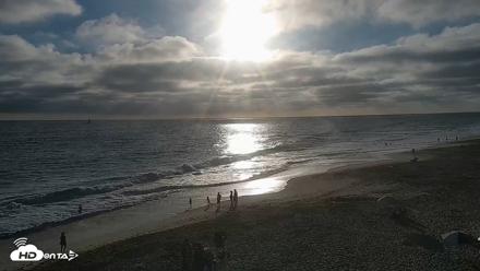 Carlsbad Beach Surf Live Webcam - Jul 5, 2026, 7:08pm PDT