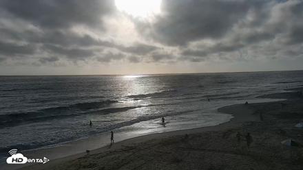 Carlsbad Beach Surf Live Webcam - Jul 7, 2026, 6:47pm PDT