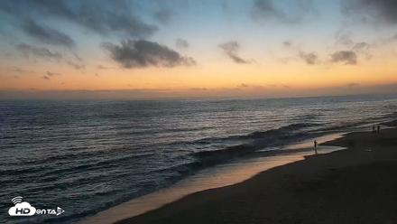 Carlsbad Beach Surf Live Webcam - Jul 14, 2026, 8:34pm PDT