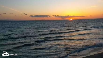 Carlsbad Beach Surf Live Webcam - Apr 27, 2026, 7:27pm PDT