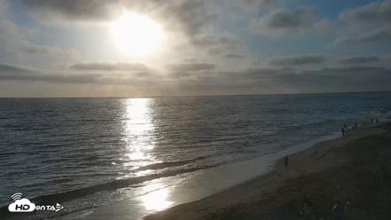 Carlsbad Beach Surf Live Webcam - Aug 11, 2026, 6:53pm PDT