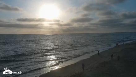 Carlsbad Beach Surf Live Webcam - Aug 11, 2026, 6:58pm PDT