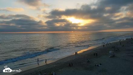 Carlsbad Beach Surf Live Webcam - Jul 19, 2026, 7:40pm PDT