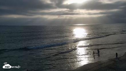 Carlsbad Beach Surf Live Webcam - May 9, 2026, 6:41pm PDT