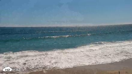 Carlsbad Beach Surf Live Webcam - Jul 21, 2026, 3:45pm PDT