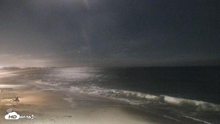 Carlsbad Beach Surf Live Webcam - Jun 26, 2026, 9:33pm PDT