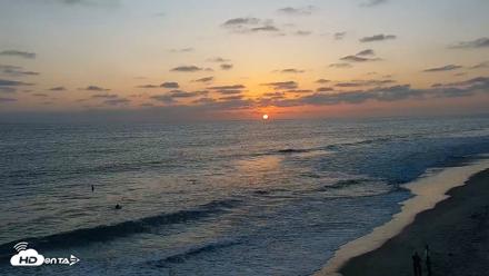 Carlsbad Beach Surf Live Webcam - May 14, 2026, 7:41pm PDT