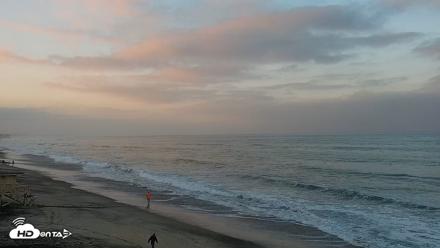 Carlsbad Beach Surf Live Webcam - Aug 31, 2026, 6:42am PDT