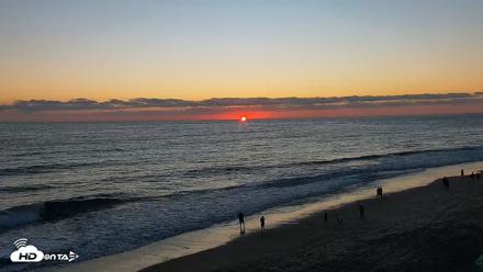 Carlsbad Beach Surf Live Webcam - Sep 2, 2026, 7:13pm PDT