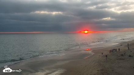 Carlsbad Beach Surf Live Webcam - Jun 26, 2026, 8:00pm PDT