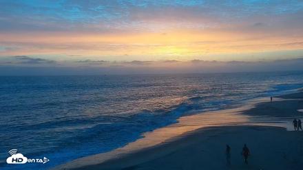 Carlsbad Beach Surf Live Webcam - Jul 25, 2026, 8:00pm PDT