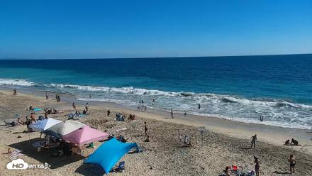 Carlsbad Beach Surf Live Webcam - Jul 2, 2026, 4:28pm PDT