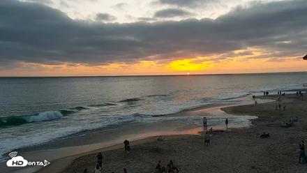 Carlsbad Beach Surf Live Webcam - Jul 1, 2026, 8:00pm PDT