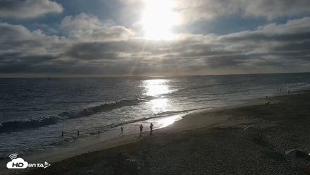 Carlsbad Beach Surf Live Webcam - Jul 5, 2026, 7:08pm PDT
