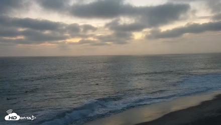 Carlsbad Beach Surf Live Webcam - Aug 27, 2026, 7:39pm PDT