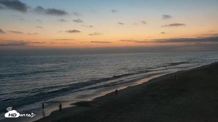 Carlsbad Beach Surf Live Webcam - Aug 6, 2026, 8:14pm PDT