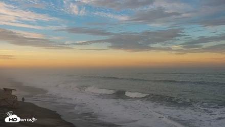 Carlsbad Beach Surf Live Webcam - Sep 8, 2026, 6:44am PDT
