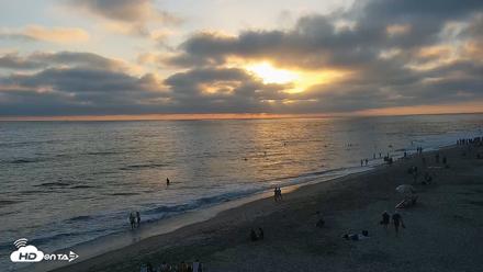 Carlsbad Beach Surf Live Webcam - Jul 19, 2026, 7:40pm PDT