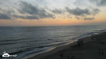 Carlsbad Beach Surf Live Webcam - Jul 14, 2026, 8:03pm PDT
