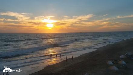 Carlsbad Beach Surf Live Webcam - Aug 17, 2026, 7:16pm PDT